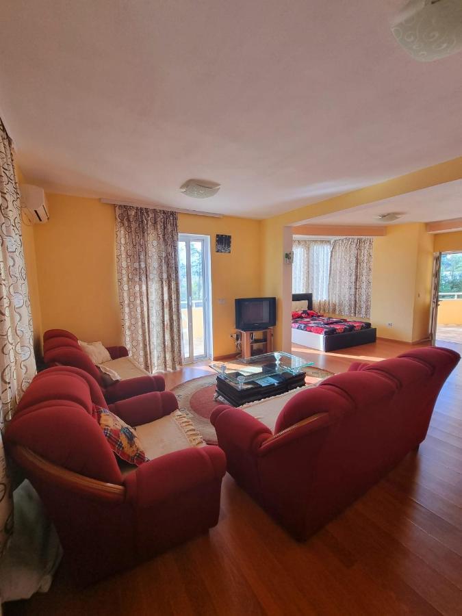 Grandino Rooms & Apartments Ulcinj Eksteriør bilde
