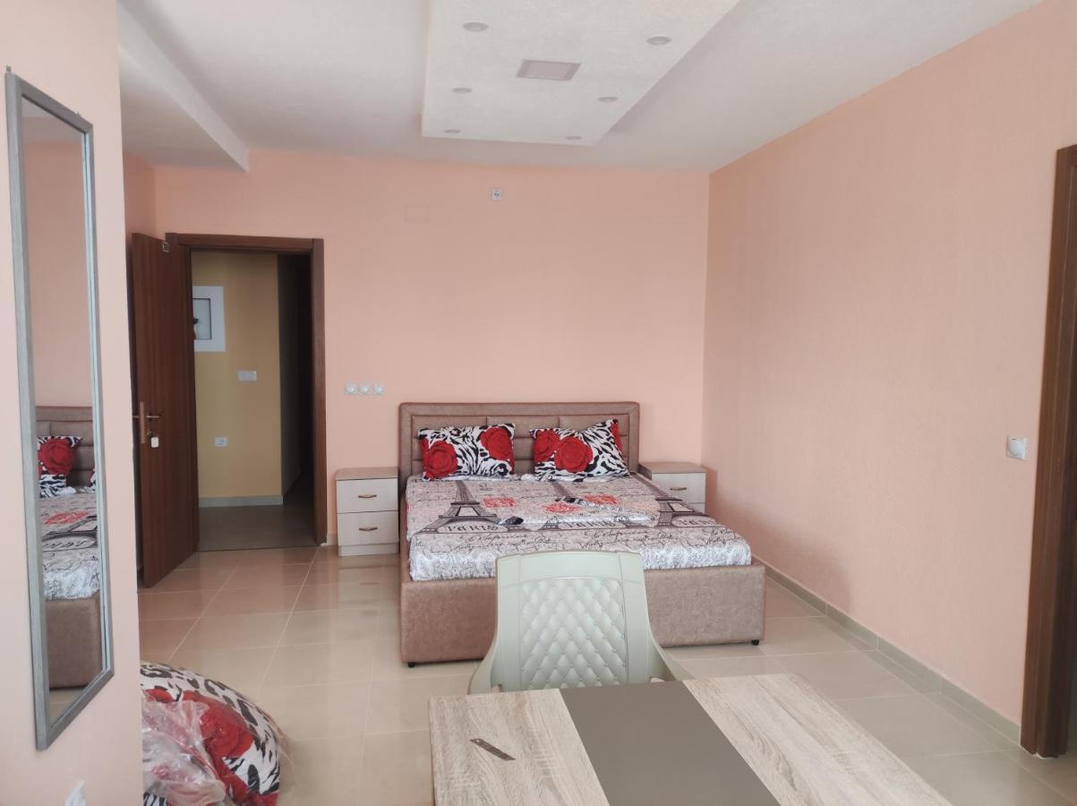 Grandino Rooms & Apartments Ulcinj Eksteriør bilde
