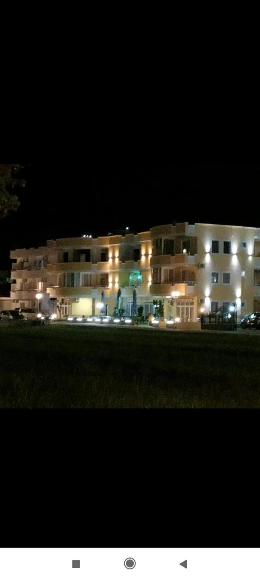 Grandino Rooms & Apartments Ulcinj Eksteriør bilde