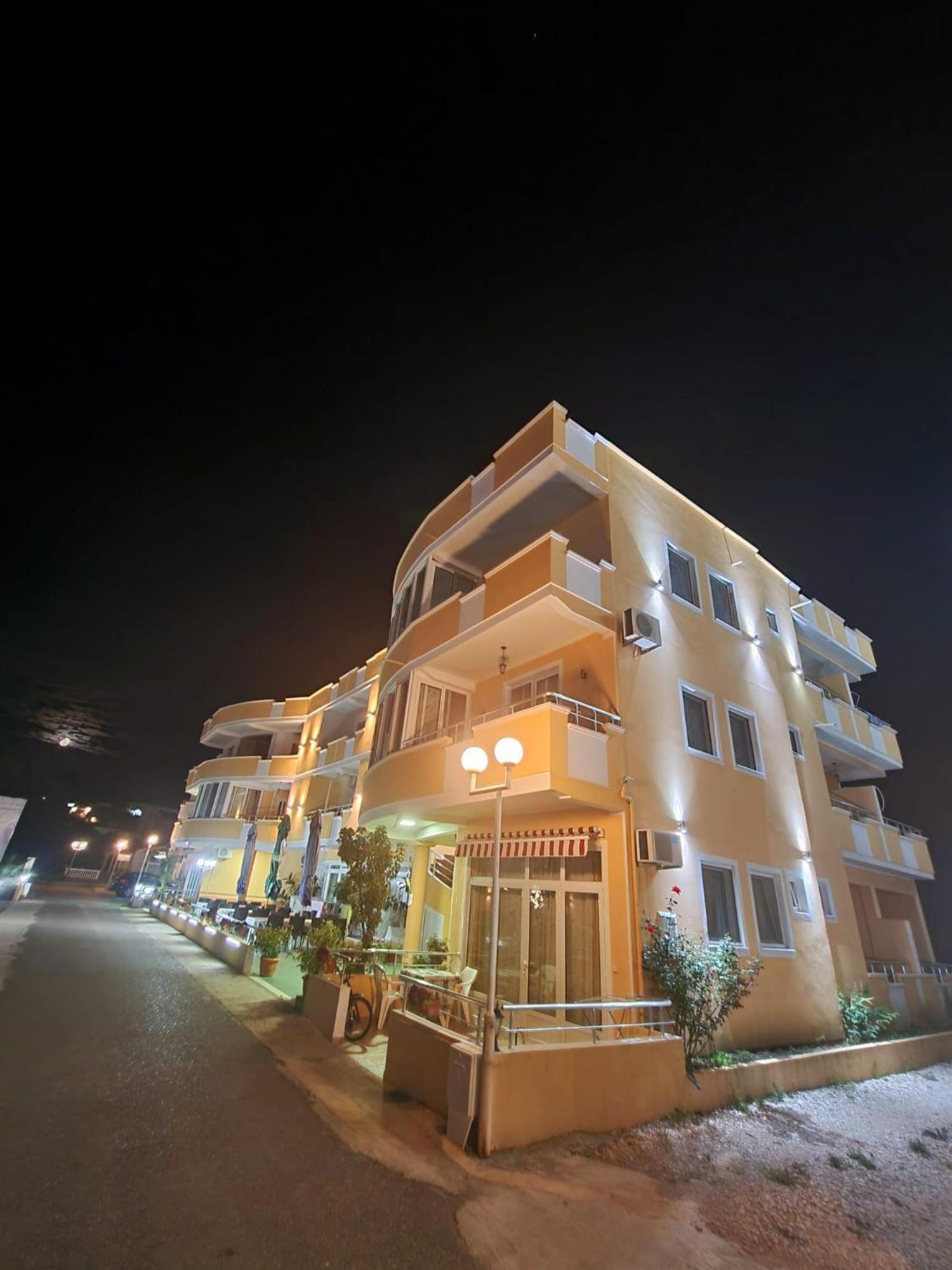 Grandino Rooms & Apartments Ulcinj Rom bilde