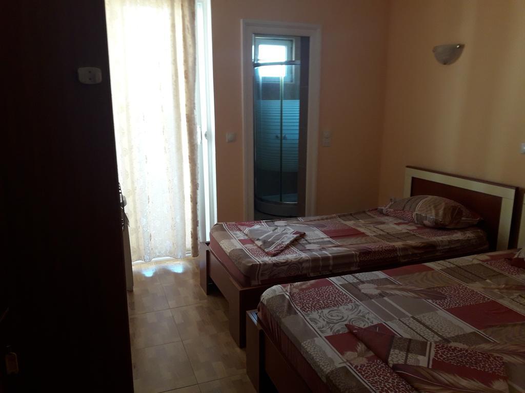 Grandino Rooms & Apartments Ulcinj Eksteriør bilde